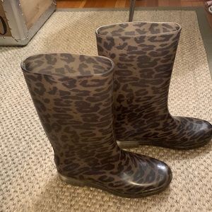 Medium Stuart Weitzman rain boots, gently worn a few times